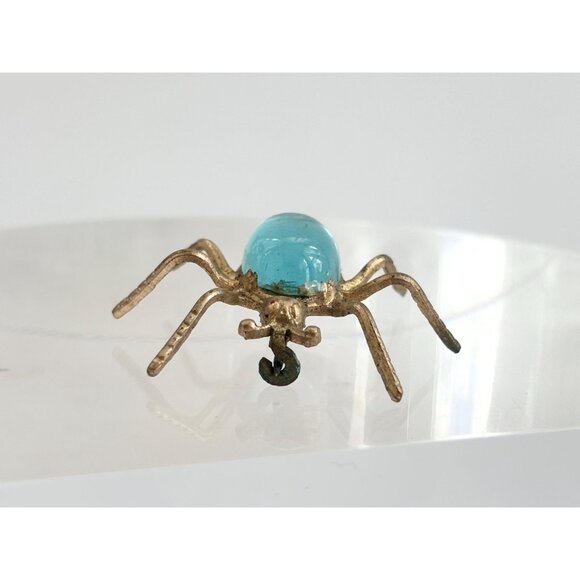 Spider Figural Blue Glass Jelly Belly Body Gold Toned Vintage Jewelry Brooch Pin - Picture 6 of 10